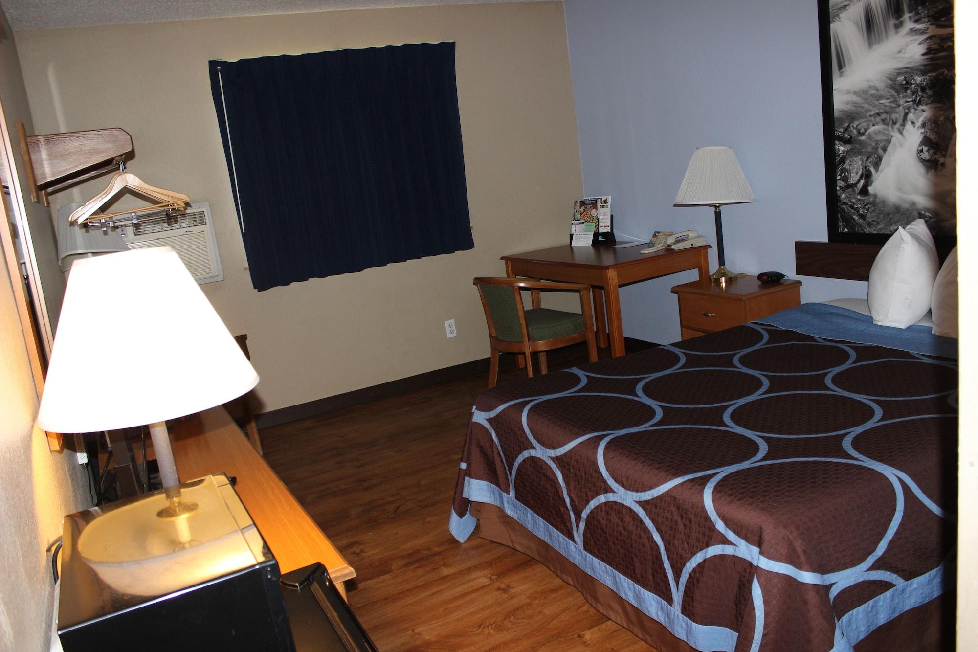 Super 8 by Wyndham Stroudsburg Hotel East Stroudsburg Eksteriør billede