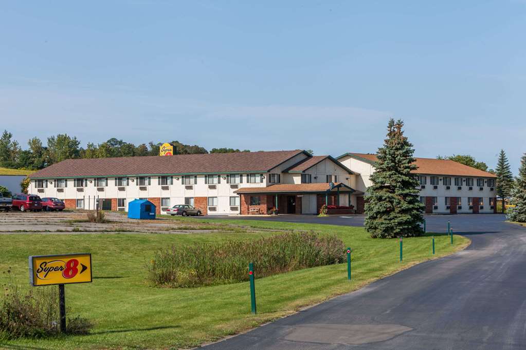Super 8 by Wyndham Stroudsburg Hotel East Stroudsburg Eksteriør billede