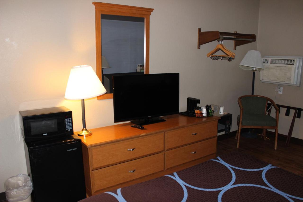 Super 8 by Wyndham Stroudsburg Hotel East Stroudsburg Eksteriør billede